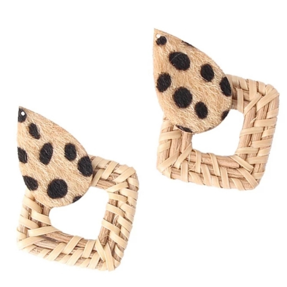 Geometric Rattan Drop Style Earrings - Picture 7 of 7